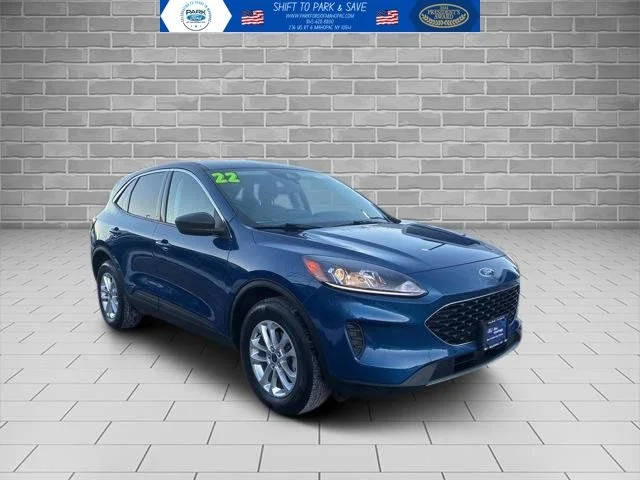 2022 Ford Escape SE AWD photo