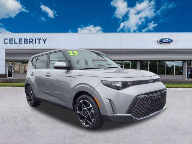 2023 Kia Soul EX FWD photo