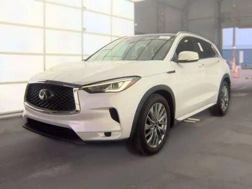 2023 Infiniti QX50 LUXE FWD photo