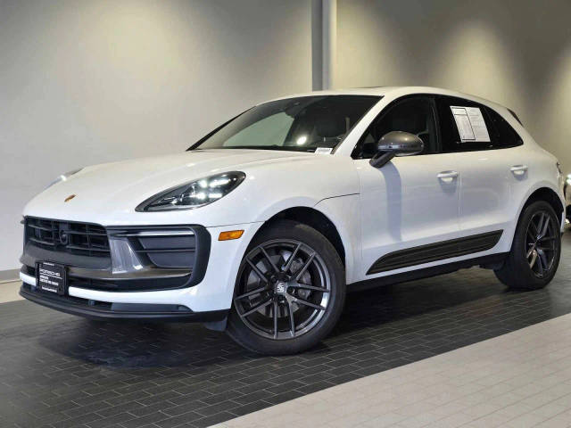 2023 Porsche Macan T AWD photo