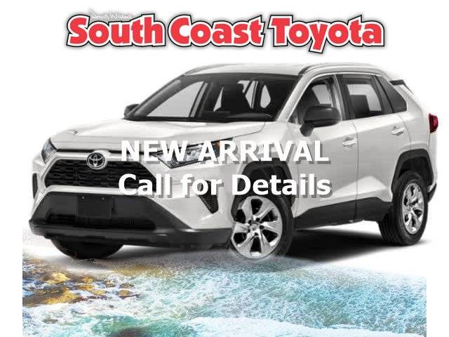 2022 Toyota RAV4 LE FWD photo