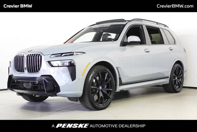 2023 BMW X7 xDrive40i AWD photo