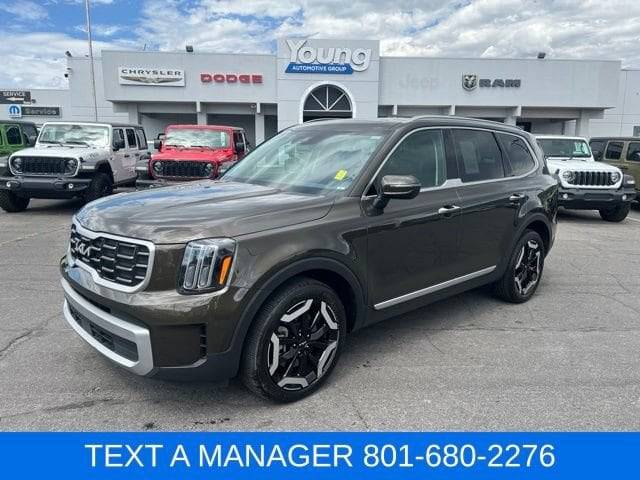 2023 Kia Telluride S AWD photo
