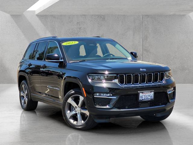 2022 Jeep Grand Cherokee  4WD photo