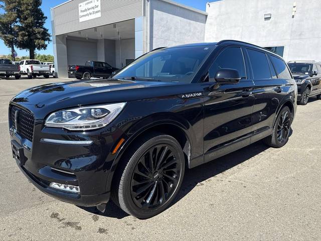 2023 Lincoln Aviator Reserve AWD photo