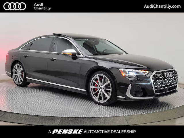 2023 Audi S8 AWD photo