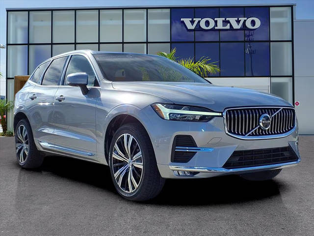 2023 Volvo XC60 Plus Bright Theme FWD photo