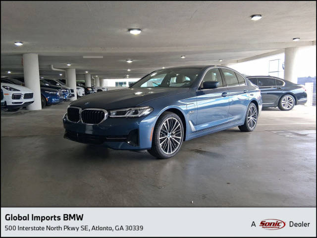 2023 BMW 5 Series 530e RWD photo