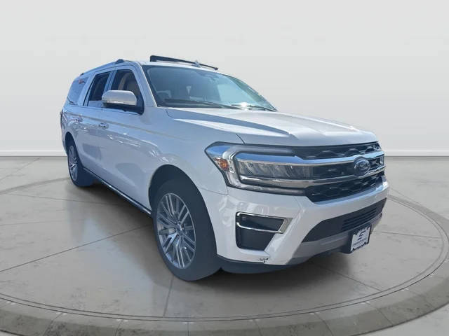 2022 Ford Expedition Max Limited 4WD photo