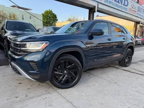 2023 Volkswagen Atlas Cross Sport 3.6L V6 SE w/Technology AWD photo