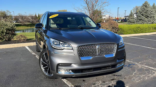 2023 Lincoln Aviator Reserve AWD photo