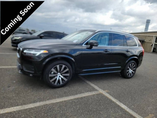 2023 Volvo XC90 Core AWD photo