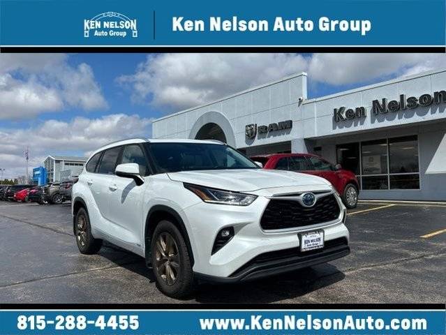 2023 Toyota Highlander Hybrid Bronze Edition AWD photo