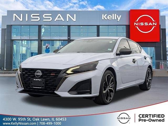 2023 Nissan Altima 2.5 SR AWD photo
