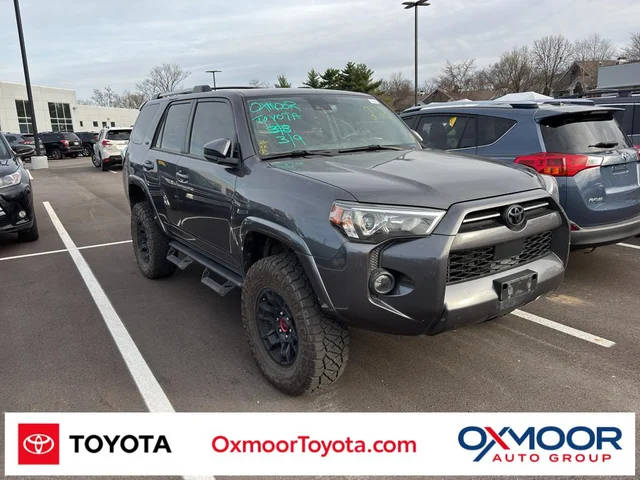 2023 Toyota 4Runner SR5 4WD photo