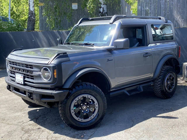 2022 Ford Bronco 2 Door Base 4WD photo