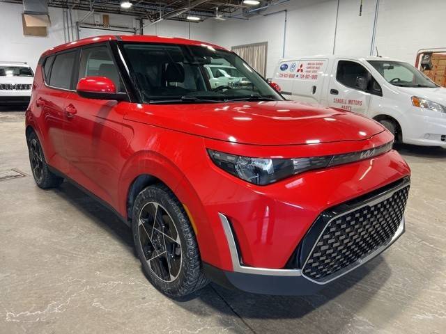 2023 Kia Soul EX FWD photo