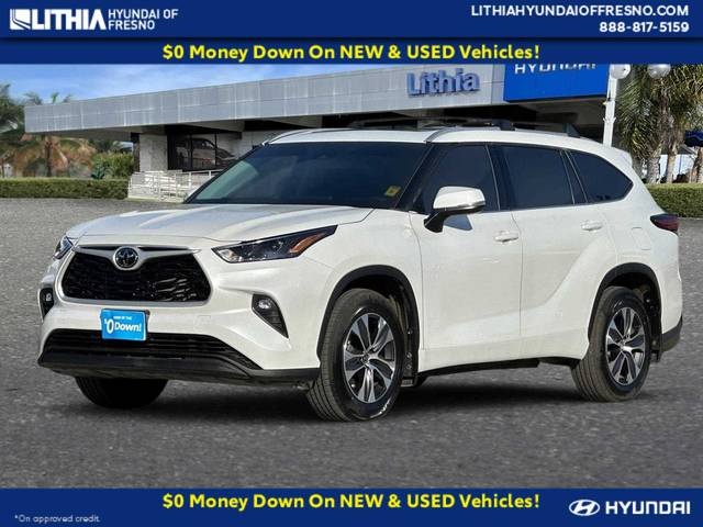 2022 Toyota Highlander XLE AWD photo