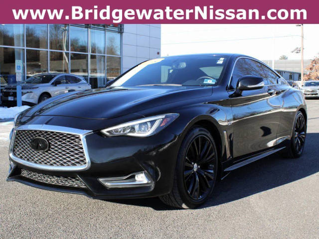 2018 Infiniti Q60 3.0t LUXE AWD photo