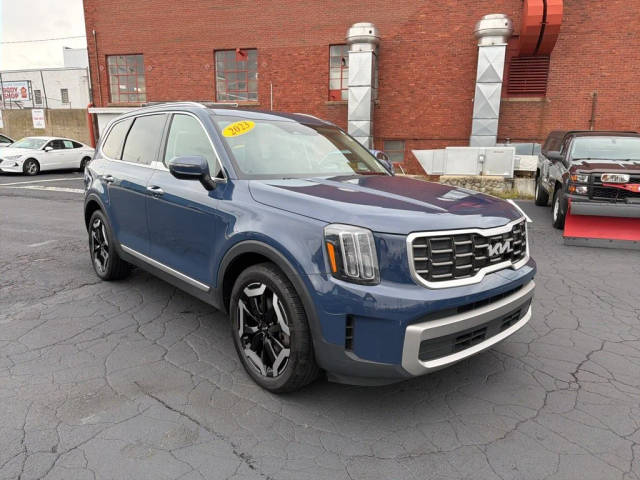 2023 Kia Telluride S AWD photo