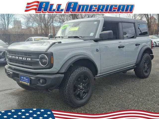 2022 Ford Bronco 4 Door Black Diamond 4WD photo
