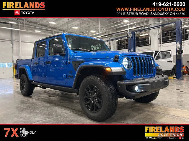 2023 Jeep Gladiator Freedom 4WD photo