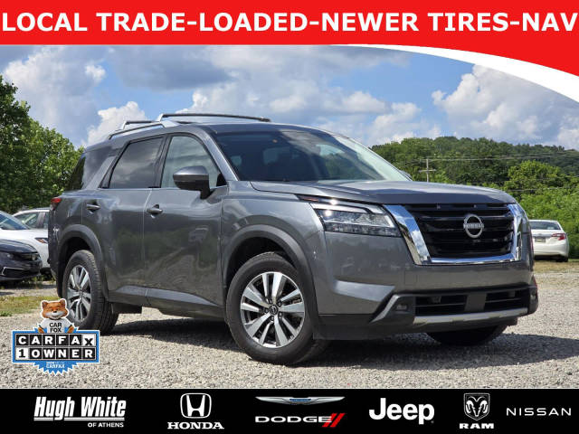 2023 Nissan Pathfinder SL 4WD photo