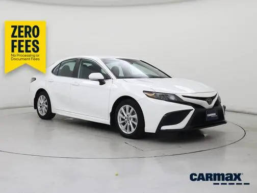 2023 Toyota Camry SE AWD photo