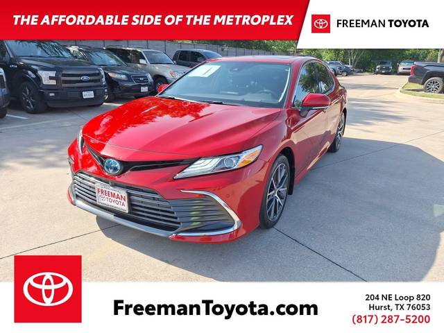 2023 Toyota Camry Hybrid XLE FWD photo