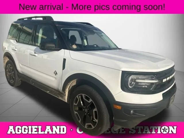 2022 Ford Bronco Sport Outer Banks 4WD photo