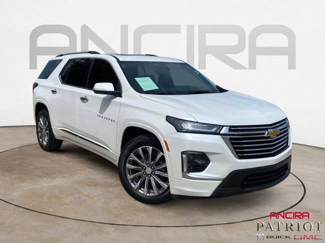 2023 Chevrolet Traverse Premier FWD photo