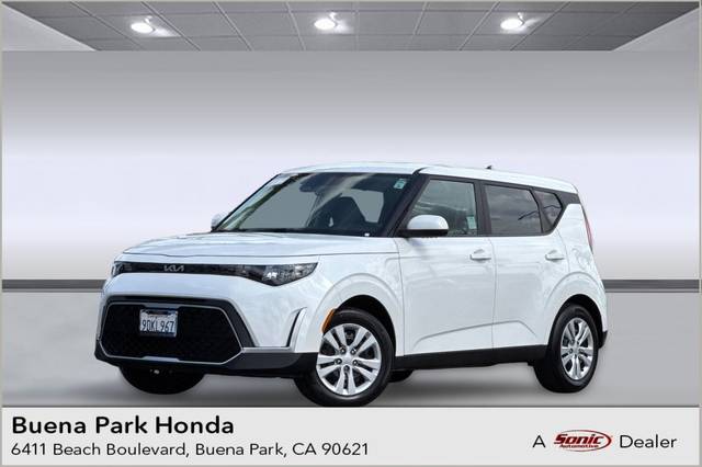 2023 Kia Soul LX FWD photo