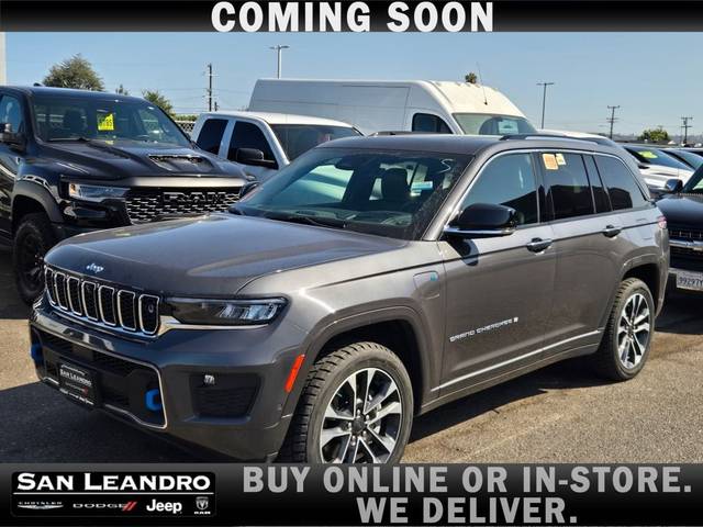 2022 Jeep Grand Cherokee Overland 4WD photo