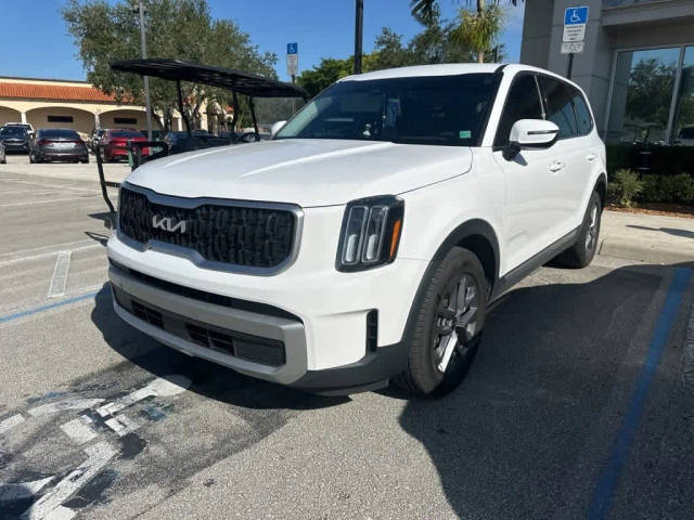 2023 Kia Telluride LX FWD photo