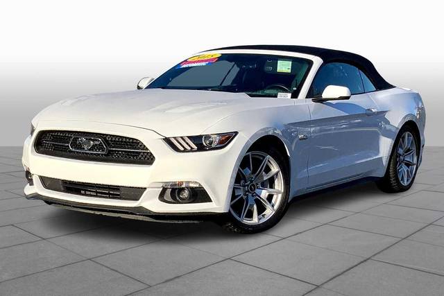 2015 Ford Mustang GT Premium RWD photo