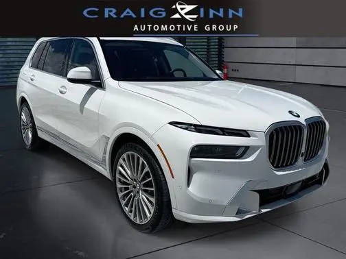 2023 BMW X7 xDrive40i AWD photo