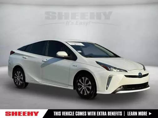 2022 Toyota Prius LE AWD photo