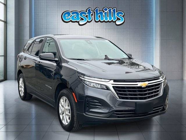 2022 Chevrolet Equinox LS AWD photo