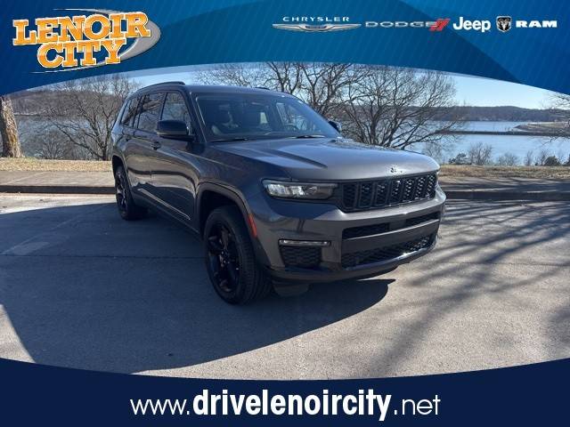 2023 Jeep Grand Cherokee L Limited RWD photo