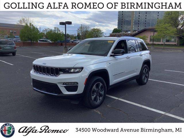 2022 Jeep Grand Cherokee 4WD photo