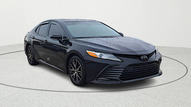 2023 Toyota Camry XLE V6 FWD photo