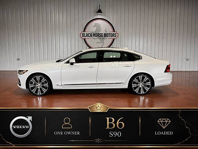 2023 Volvo S90 Plus AWD photo