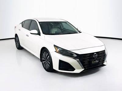 2023 Nissan Altima 2.5 SV FWD photo