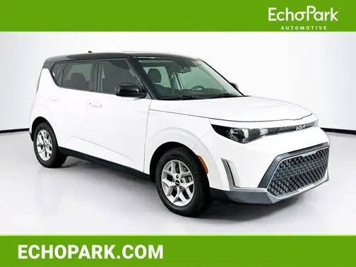 2023 Kia Soul S FWD photo