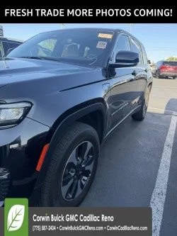 2022 Jeep Grand Cherokee 4WD photo