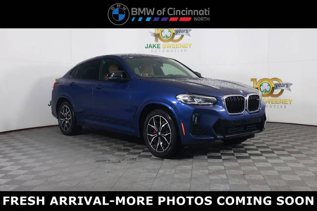 2023 BMW X4 M40i AWD photo