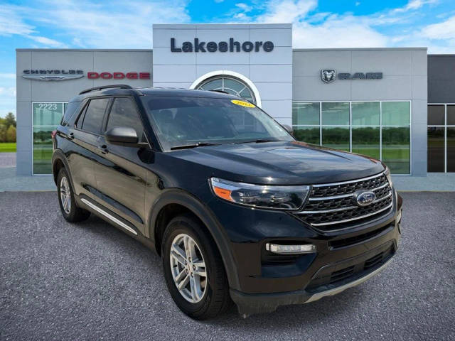2022 Ford Explorer XLT 4WD photo