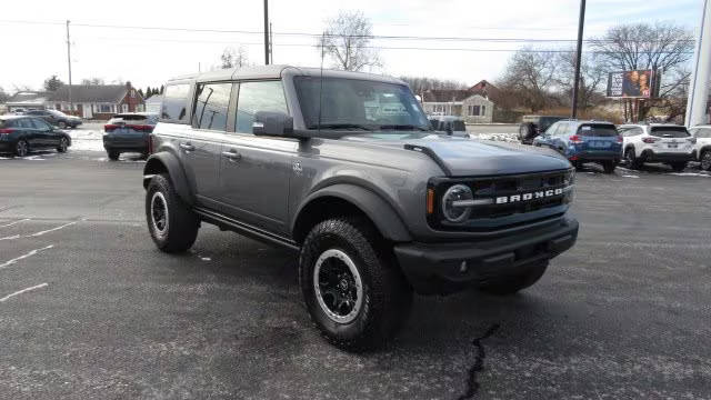 2022 Ford Bronco 4 Door Outer Banks 4WD photo