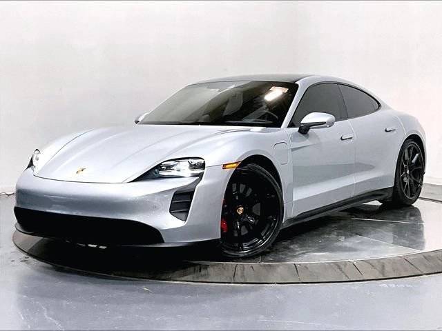 2022 Porsche Taycan GTS AWD photo