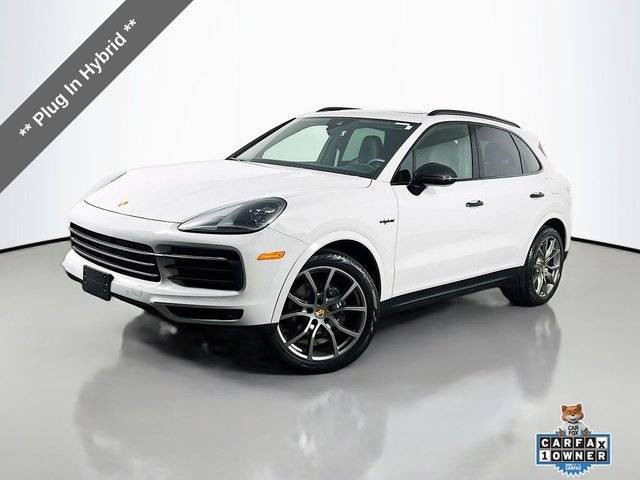 2023 Porsche Cayenne Platinum Edition E-Hybrid AWD photo